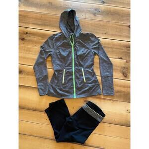 2 Piece Lukka Women's Athletic Zip up hoodie w/ capris. Athleisure. Size M